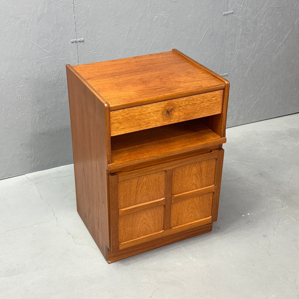 
                      
                        Nathan(ネイサン) / VINTAGE Small Cabinet
                      
                    
