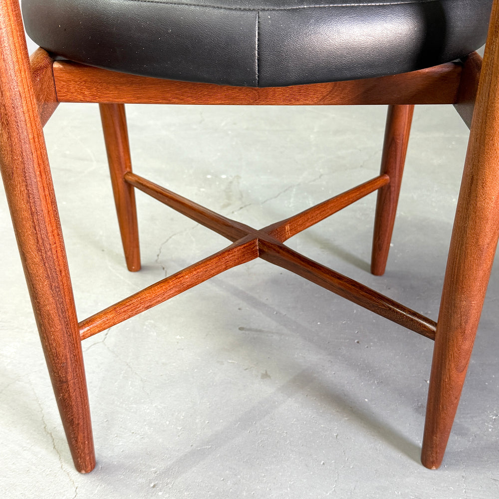 
                      
                        G-PLAN(ジープラン) / FRESCO CIRCULAR CHAIR フレスコ サーキュラーチェア (502)
                      
                    