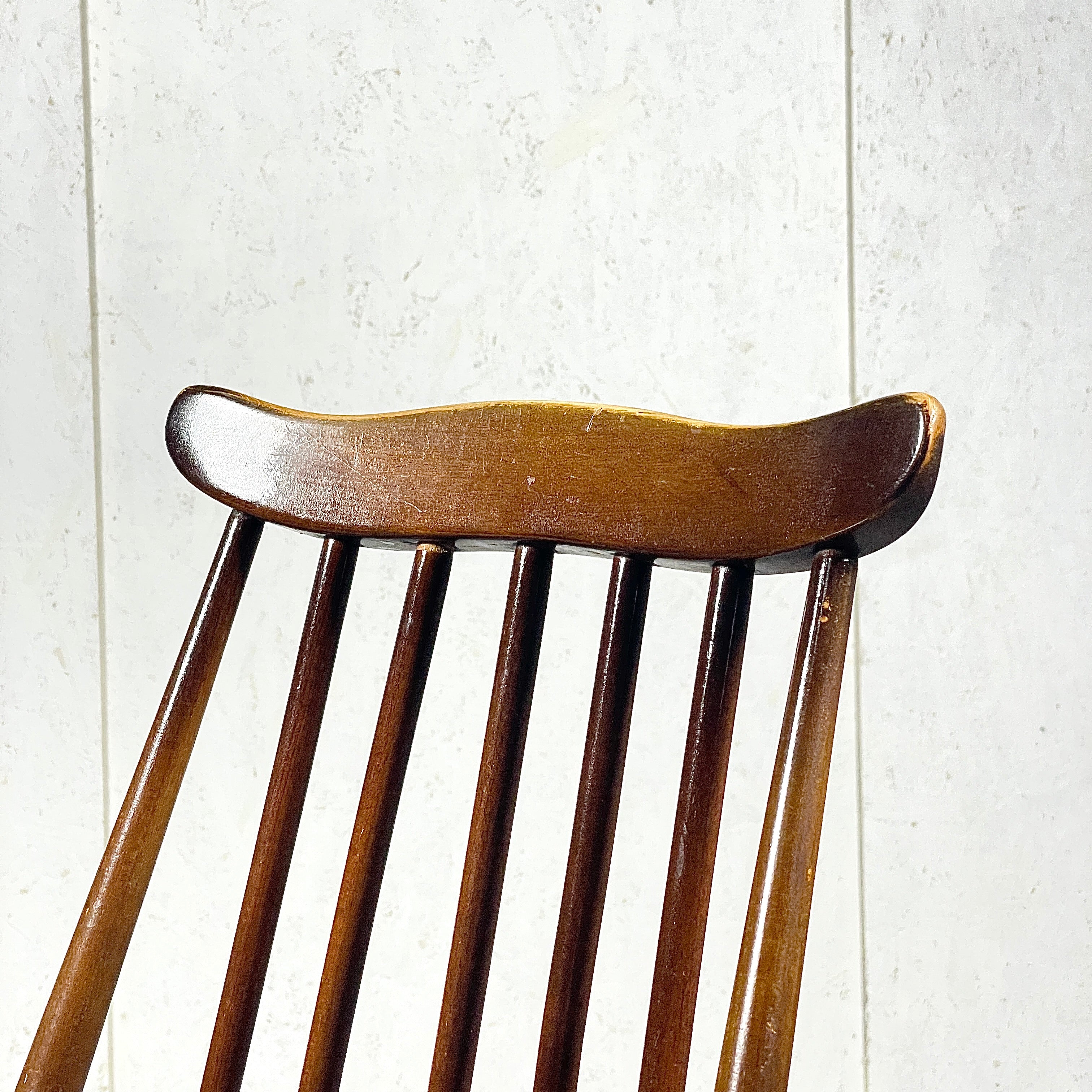 ERCOL(アーコール) /ゴールドスミスチェア ダークコロニアル (4) ERCOL(アーコール) / GOLDSMITH CHAIR DARK ゴールドスミス