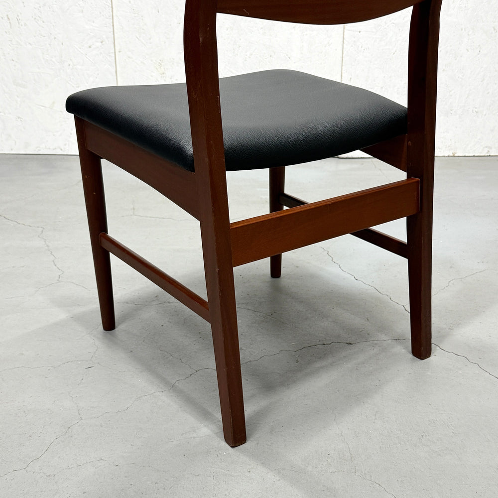 
                      
                        Jentique(ジェンティーク) / DINING CHAIR ダイニングチェア (301)
                      
                    