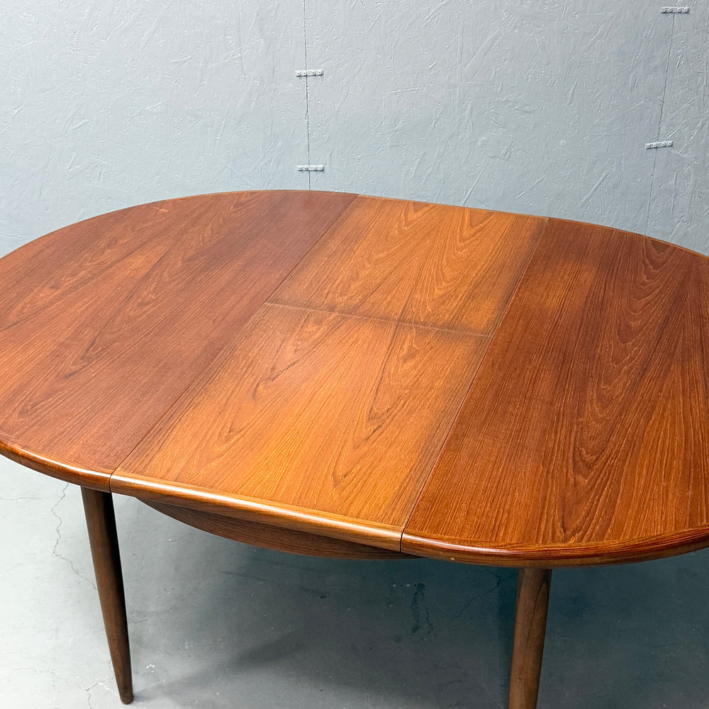 
                      
                        G-PLAN(ジープラン) / Fresco ROUND TABLE フレスコ ラウンドエクステンション ダイニングテーブル (506)
                      
                    