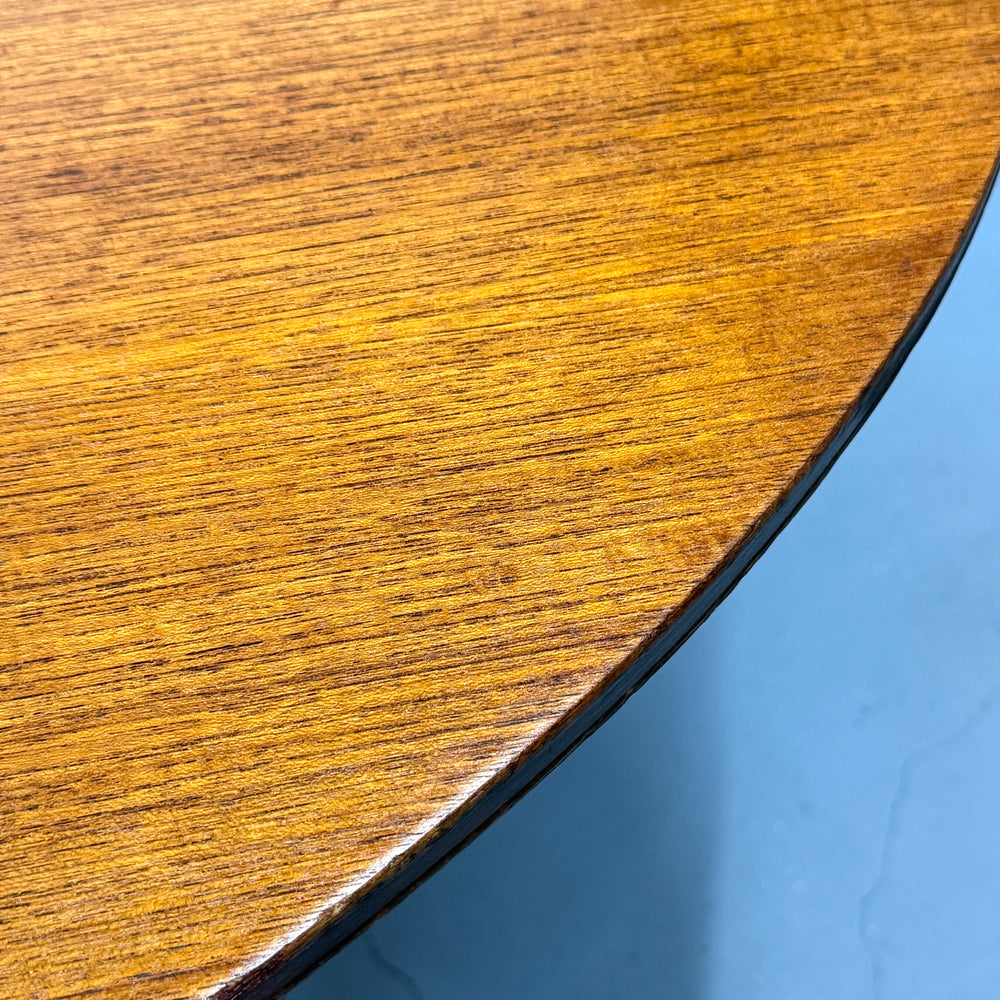 
                      
                        GREAVES & THOMAS / OVAL DINING TABLE オーバルダイニングテーブル (301)
                      
                    