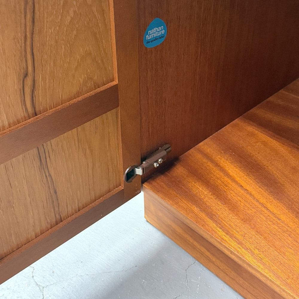 
                      
                        Nathan(ネイサン) / VINTAGE Small Cabinet
                      
                    