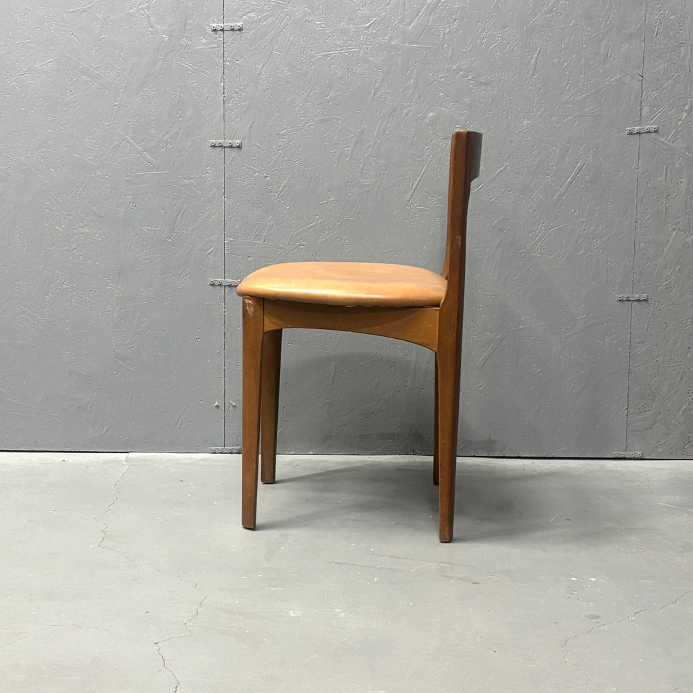 
                      
                        Nathan(ネイサン) / DINING CHAIR ダイニングチェア (404)
                      
                    