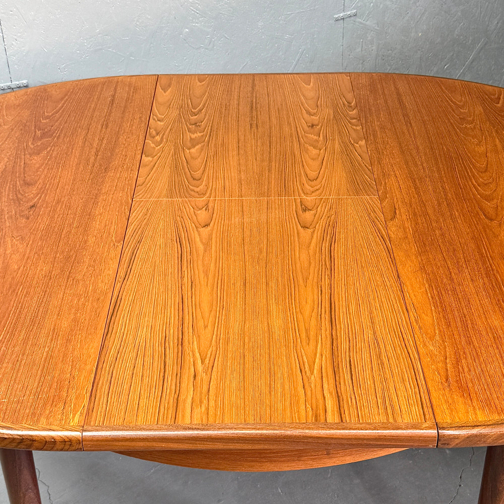 
                      
                        G-PLAN(ジープラン) / Fresco ROUND TABLE フレスコ ラウンドエクステンション ダイニングテーブル (403)
                      
                    