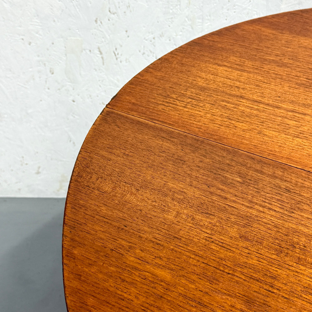 
                      
                        GREAVES & THOMAS / OVAL DINING TABLE オーバルダイニングテーブル (301)
                      
                    