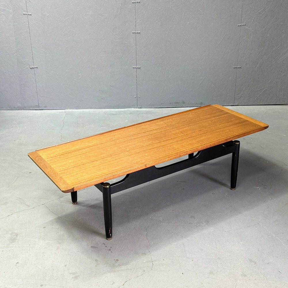 
                      
                        G-PLAN(ジープラン) / Tola & Black  Coffee table (501)
                      
                    