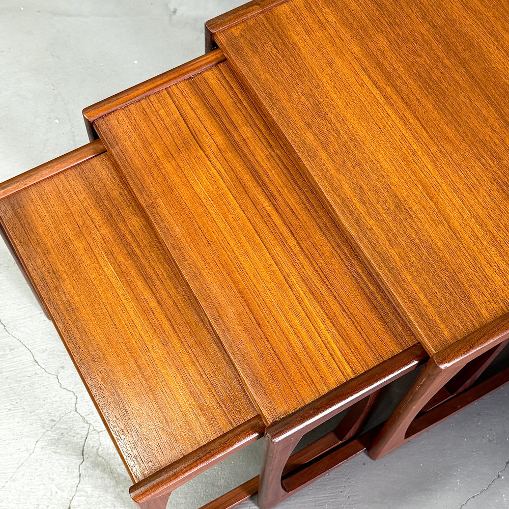 
                      
                        G-PLAN(ジープラン) / QUADRILLE NEST TABLE クアドリル ネストテーブル (2)
                      
                    