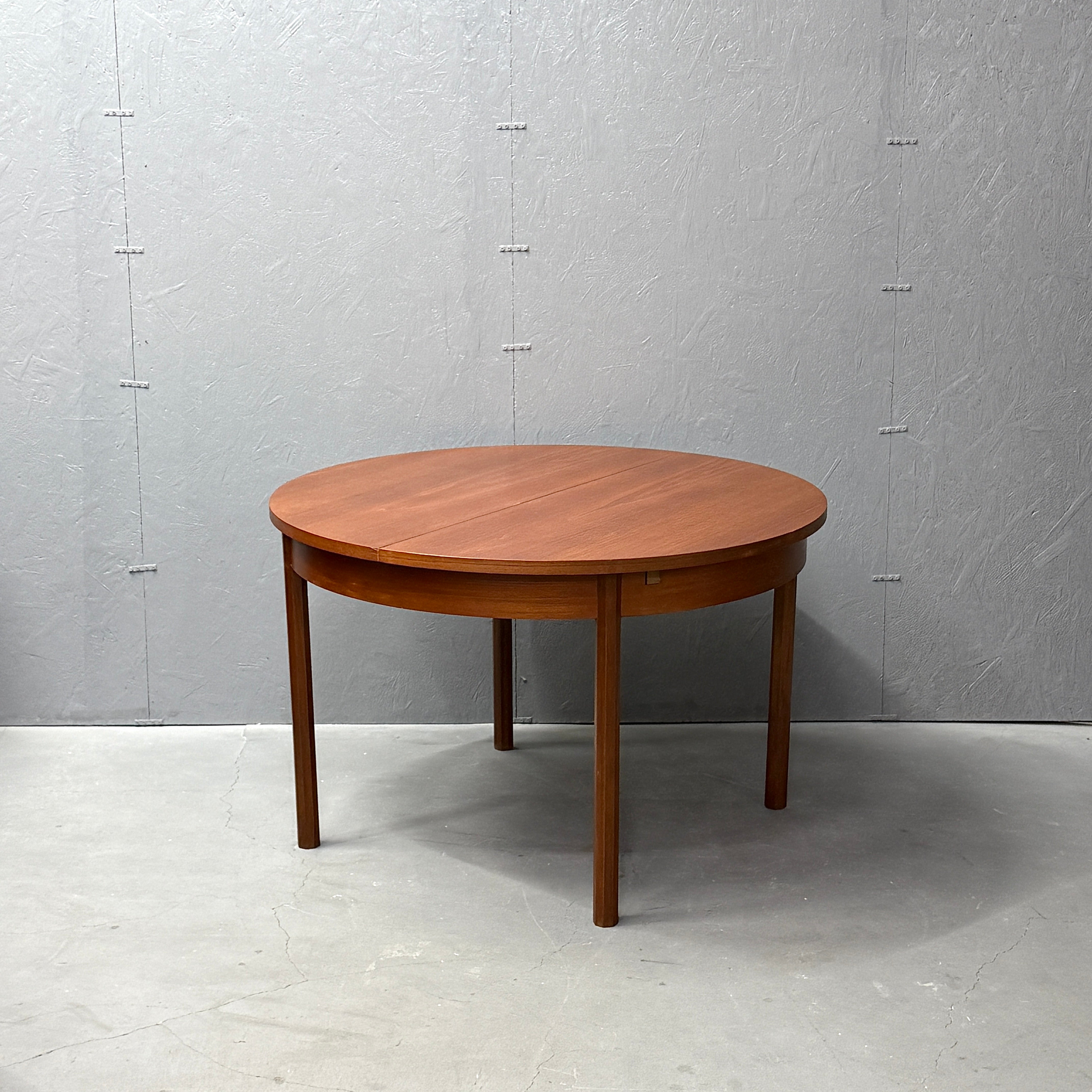 G-PLAN フレスコ ラウンドエクステンション ダイニングテーブル (503) G-PLAN(ジープラン) / Fresco ROUND TABLE フレスコ ラウンド