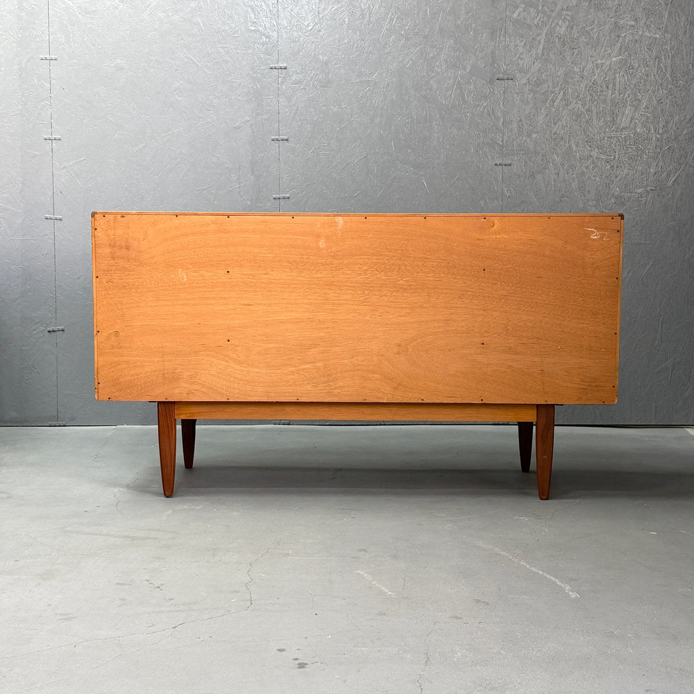 
                      
                        G-PLAN(ジープラン) / Fresco Sideboard フレスコ サイドボード (504)
                      
                    