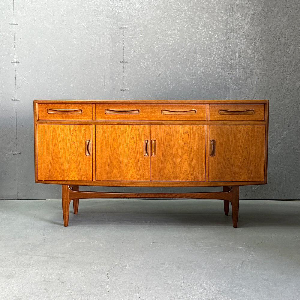 
                      
                        G-PLAN(ジープラン) / Fresco Sideboard フレスコ サイドボード (503)
                      
                    