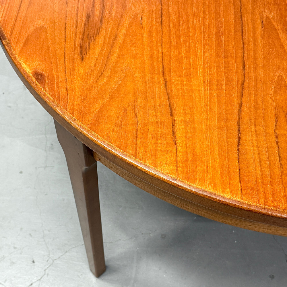 
                      
                        Remploy / EXTENSION ROUND TABLE エクステンション ラウンドテーブル
                      
                    