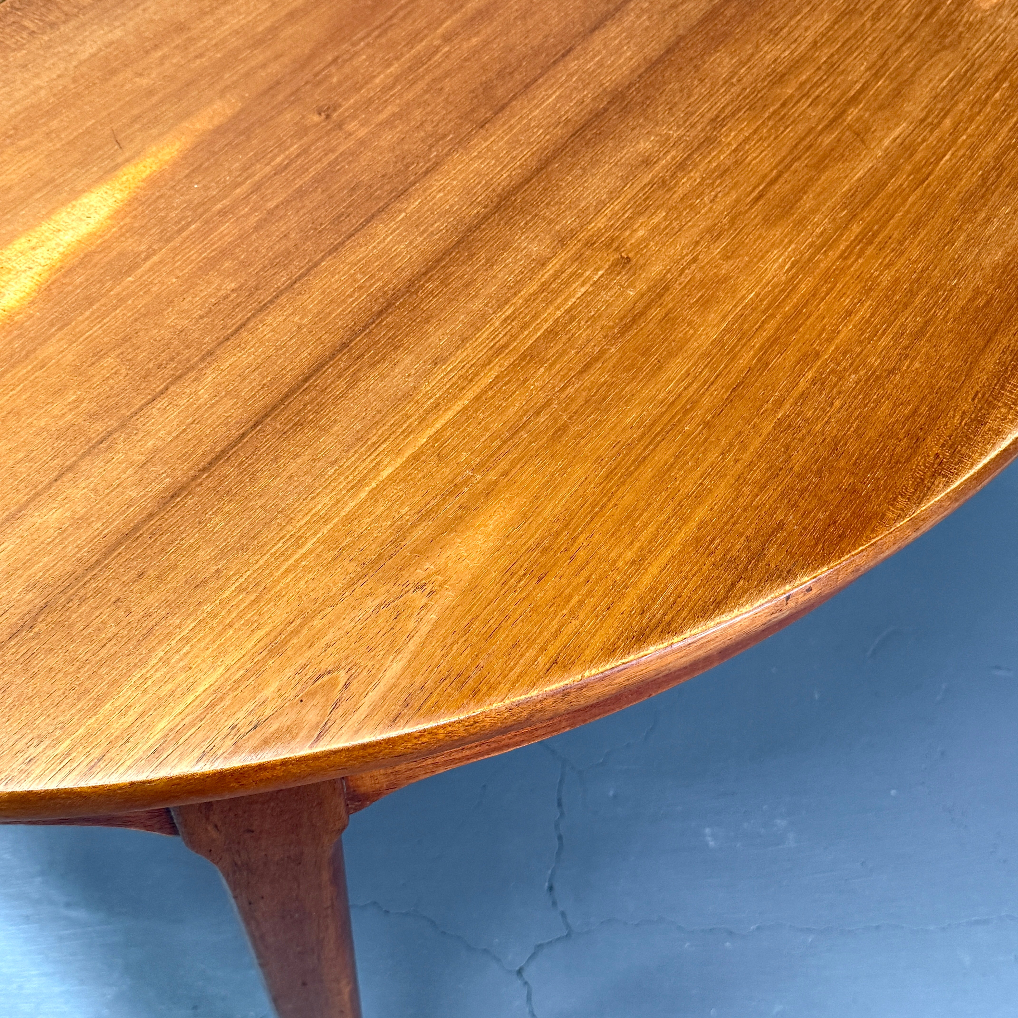 A.H.McINTOSH(マッキントッシュ) / ROUND TABLE ラウンド