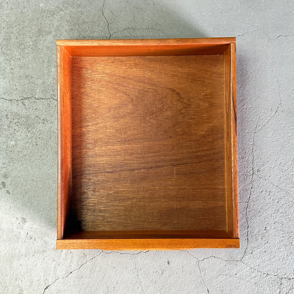 
                      
                        G-PLAN(ジープラン) / Fresco Sideboard フレスコ サイドボード (503)
                      
                    