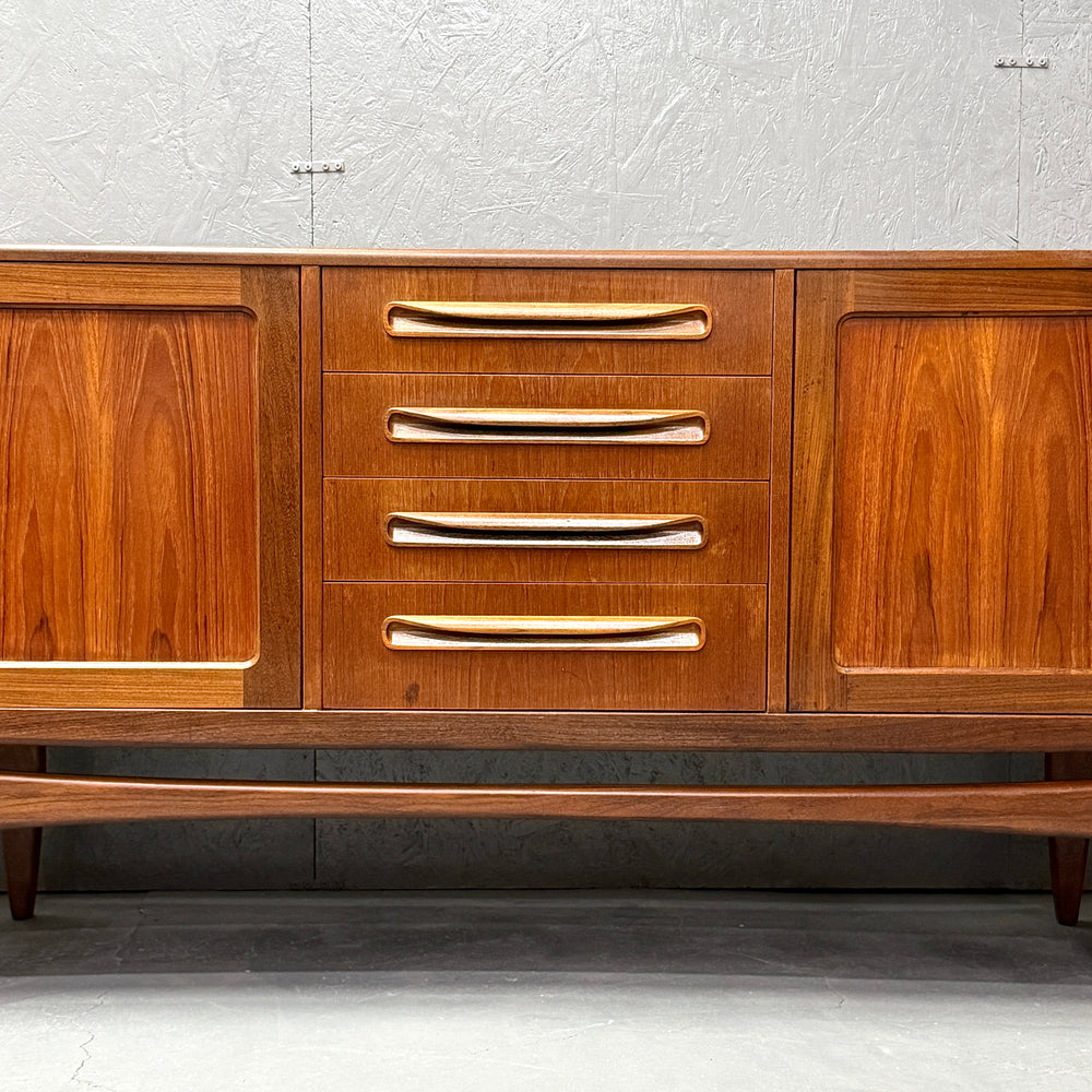 
                      
                        G-PLAN(ジープラン) / Fresco Long Jhon Sideboard フレスコ ロングジョン サイドボード (401)
                      
                    