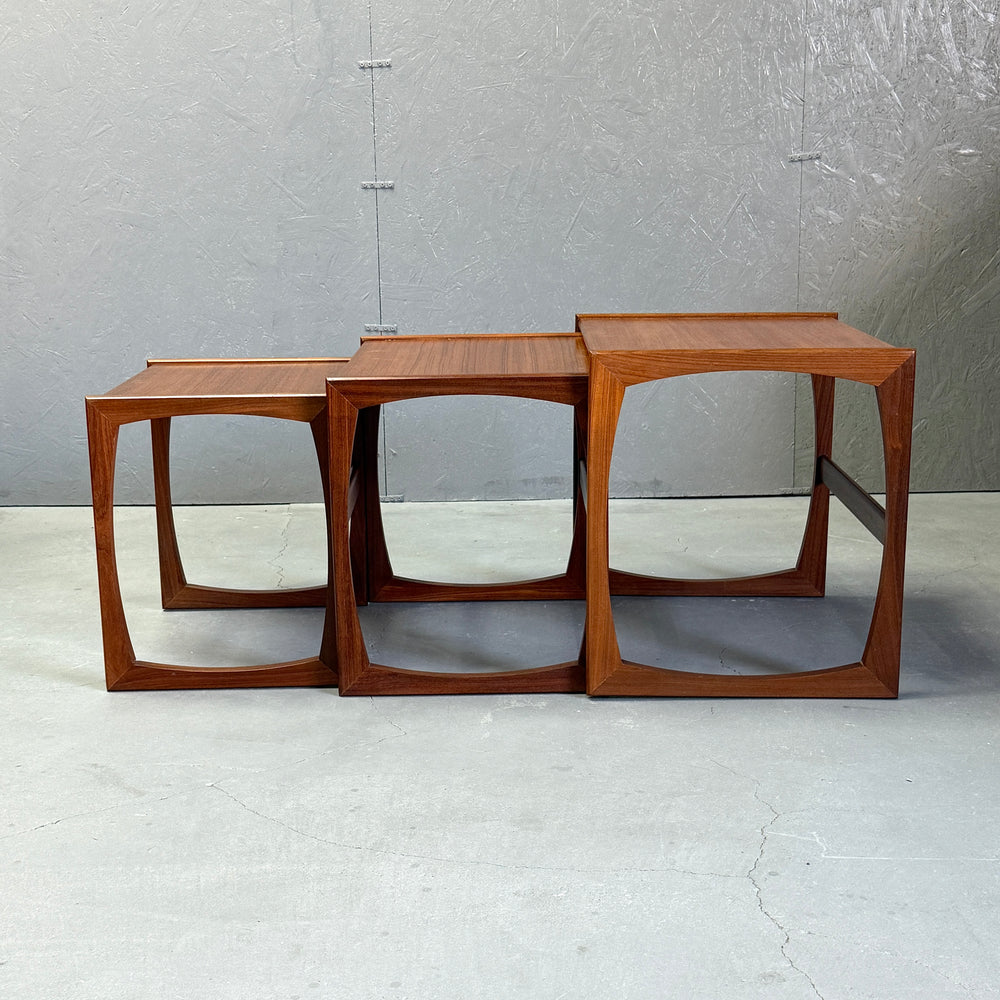 
                      
                        G-PLAN(ジープラン) / QUADRILLE NEST TABLE クアドリル ネストテーブル (2)
                      
                    