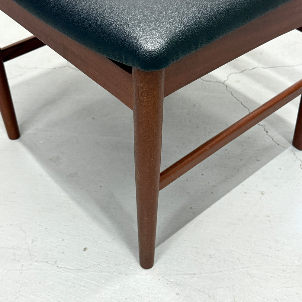 
                      
                        Jentique(ジェンティーク) / DINING CHAIR ダイニングチェア (301)
                      
                    