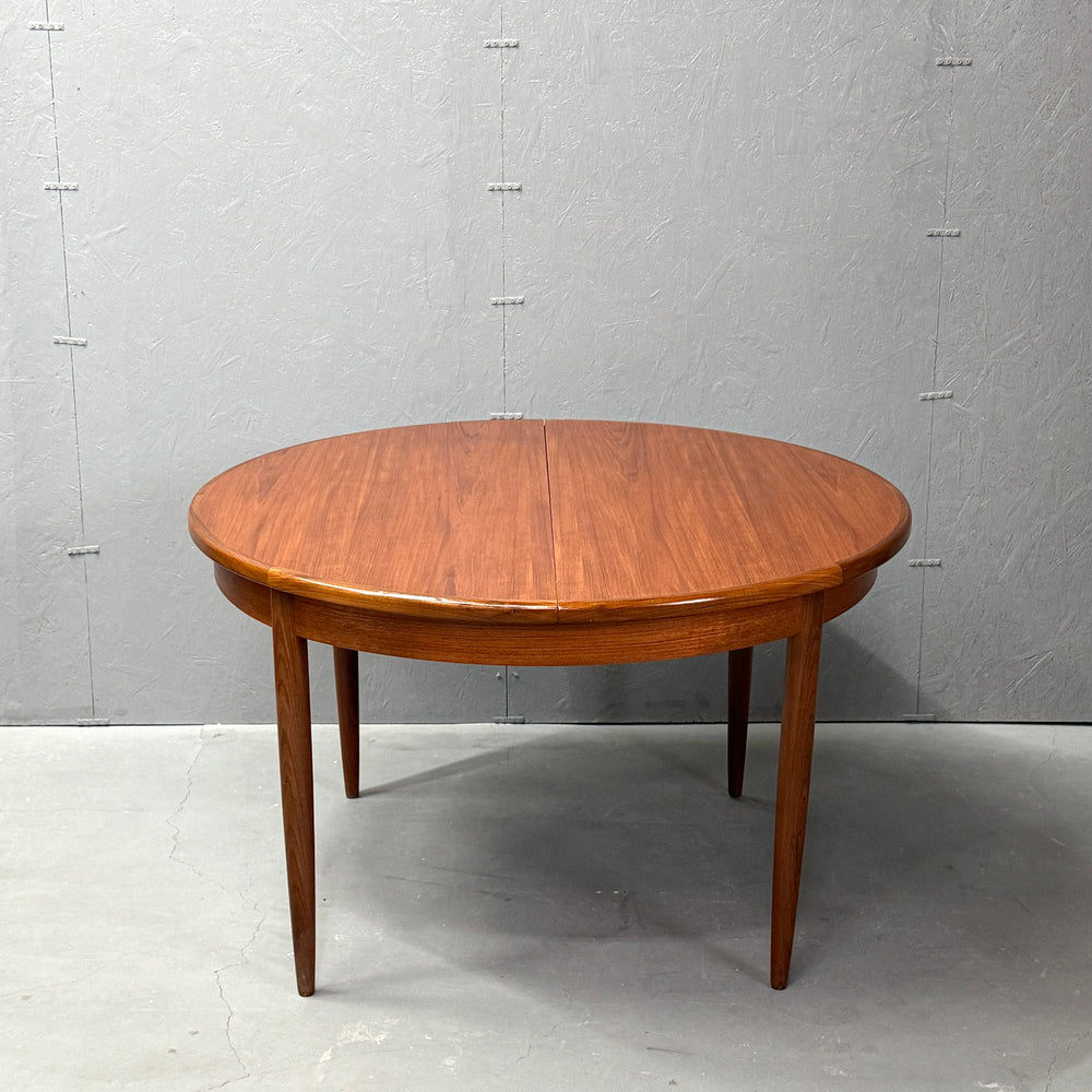 
                      
                        G-PLAN(ジープラン) / Fresco ROUND TABLE フレスコ ラウンドエクステンション ダイニングテーブル (501)
                      
                    