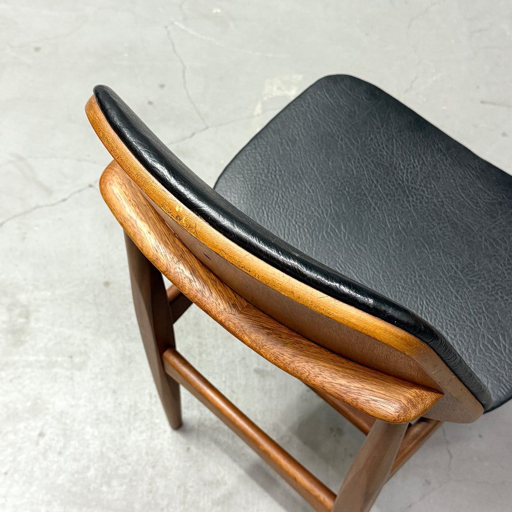 
                      
                        Elliots of Newbury(EON) / VINTAGE CHAIR ヴィンテージチェア (503)
                      
                    