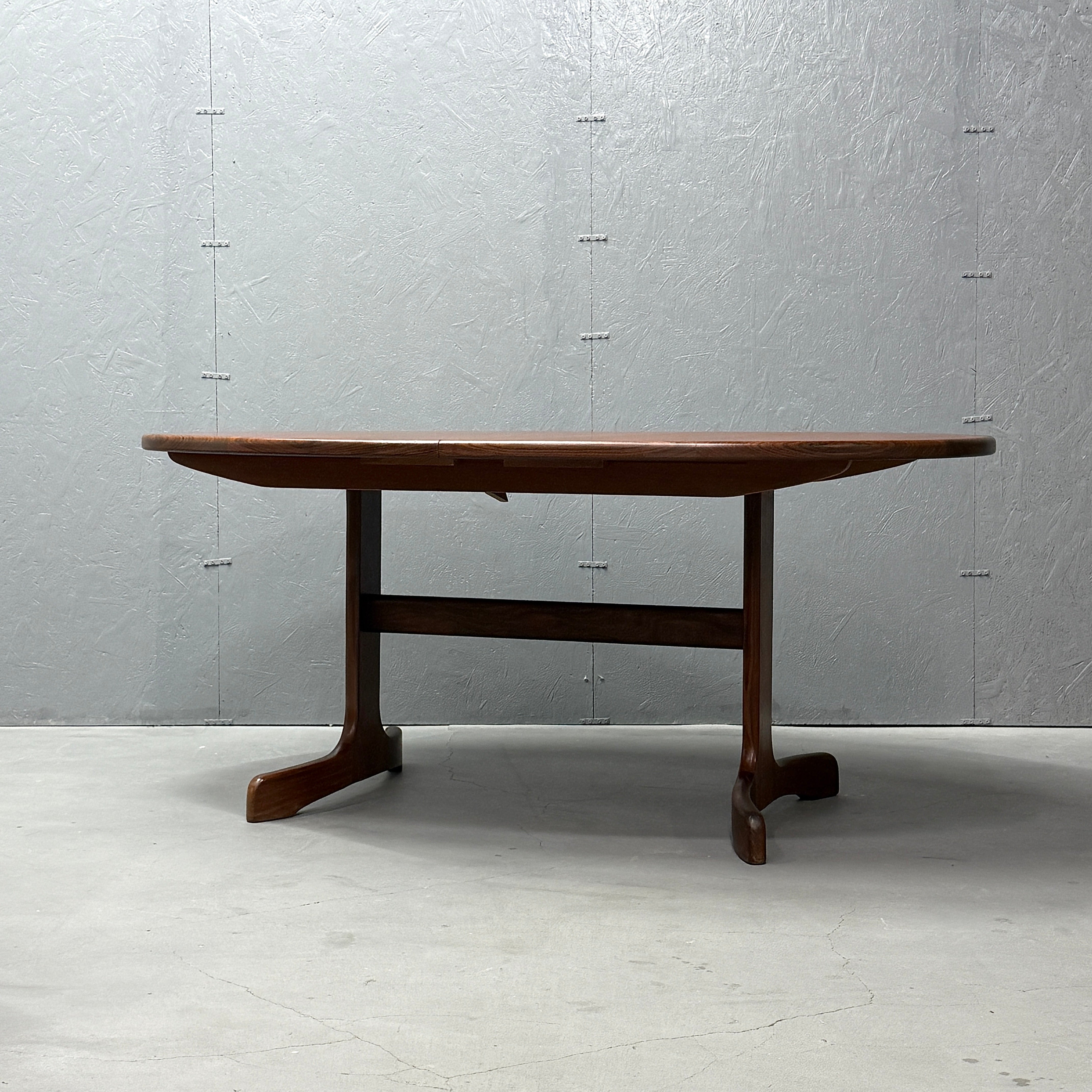 ダイニングテーブル – NONOR FURNITURE