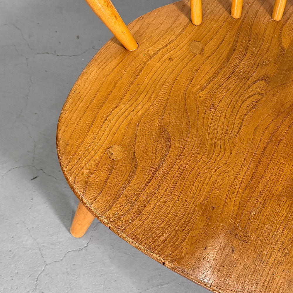 
                      
                        ERCOL(アーコール) COWHORN CHAIR / カウホーンチェア (301)
                      
                    