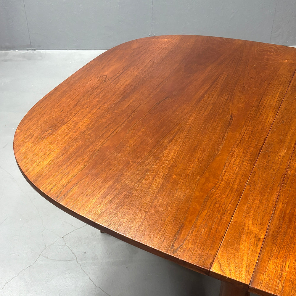 
                      
                        VINTAGE TEAK DROP LEAF GATELEG TABLE ヴィンテージ チークドロップリーフ ゲートレッグテーブル (401)
                      
                    