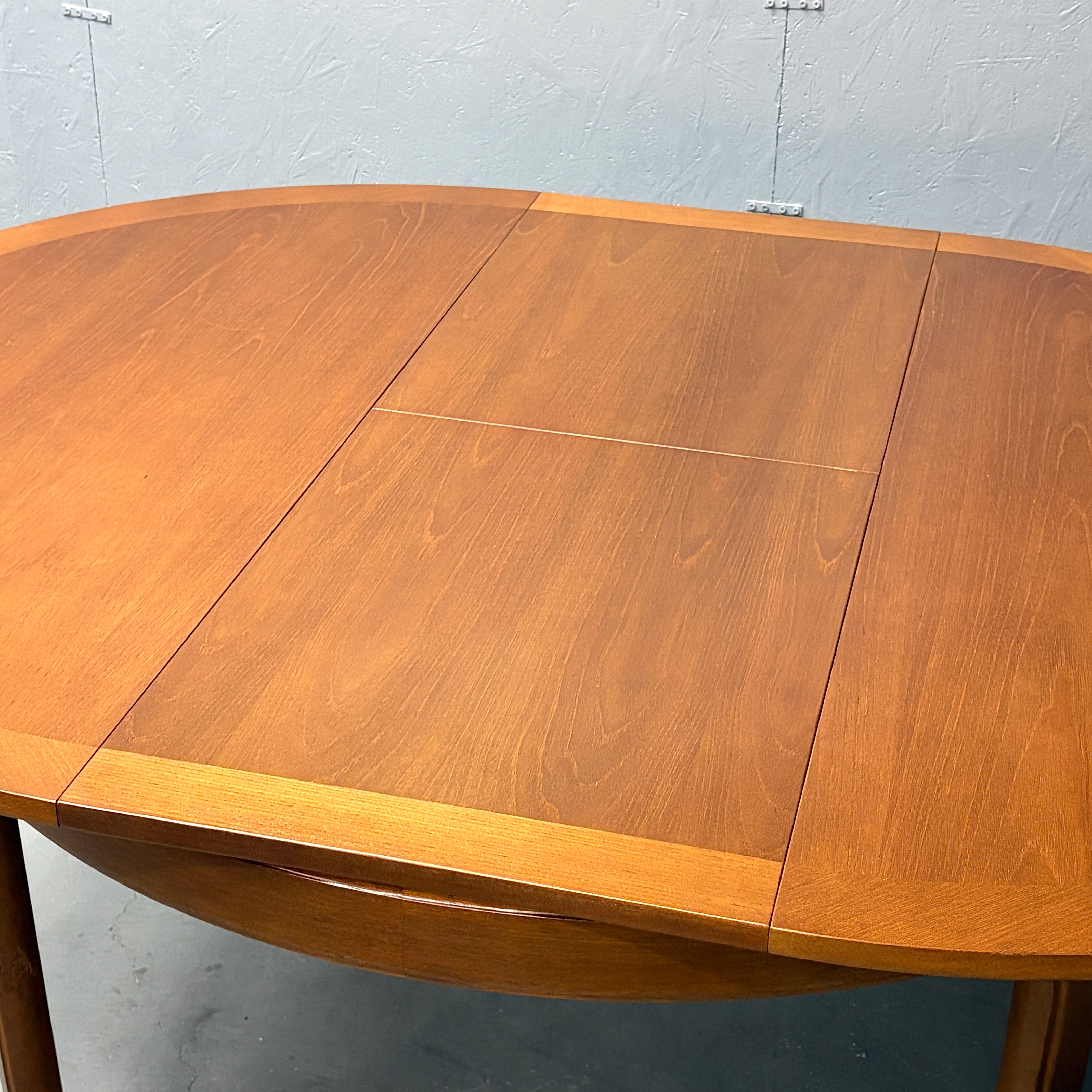 Nathan(ネイサン) / EXTENSION ROUND TABLE エクステンション ラウンド