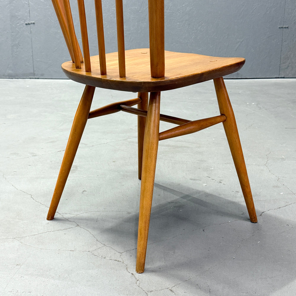
                      
                        ERCOL(アーコール) / HOOP BACK CHAIR 4本 フープバックチェア (401)
                      
                    