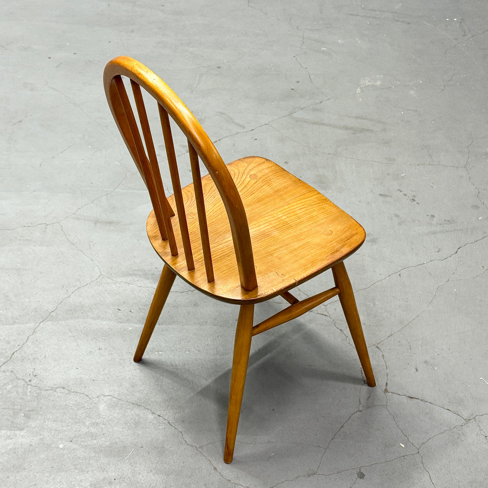 
                      
                        ERCOL(アーコール) / HOOP BACK CHAIR 4本 フープバックチェア (402)
                      
                    