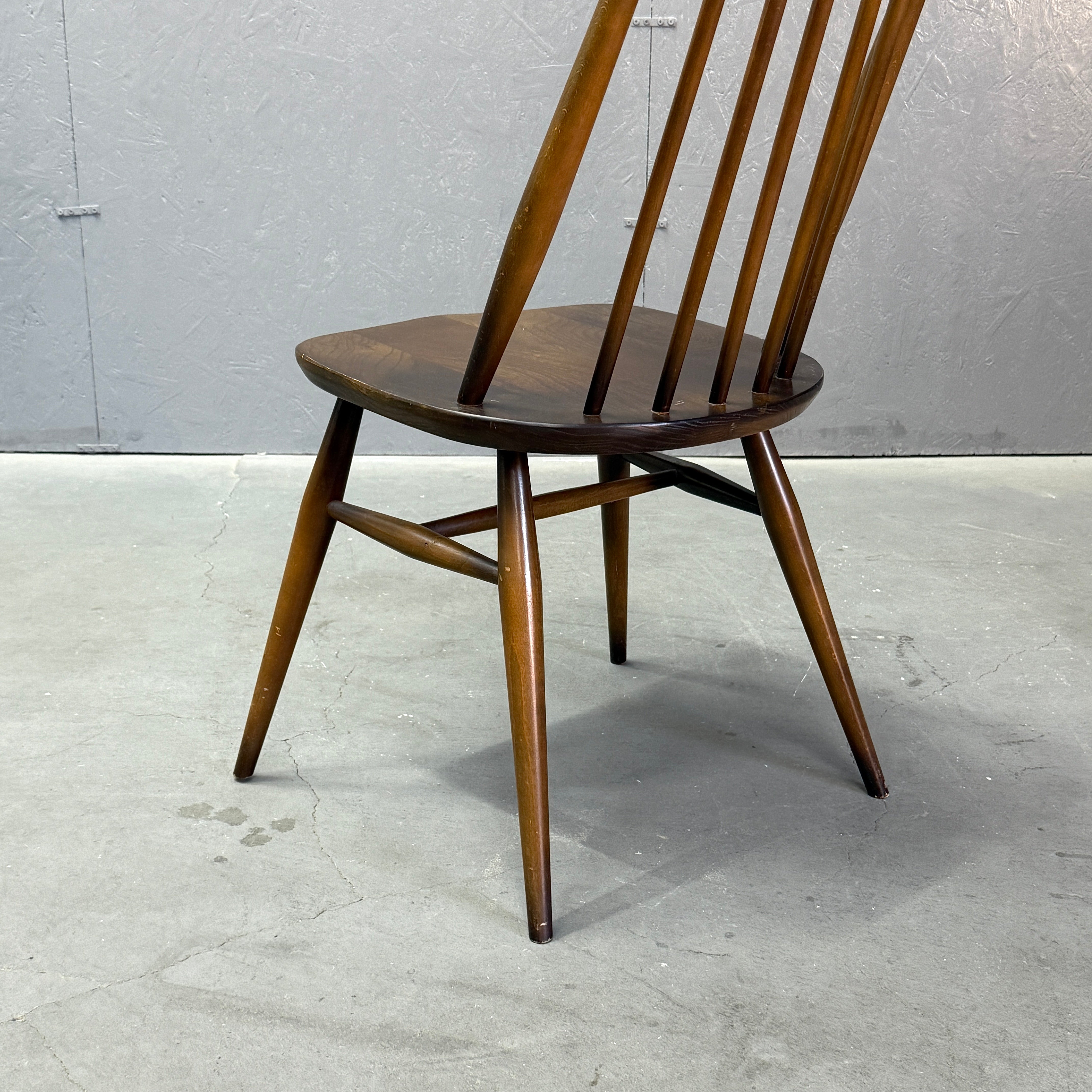 ERCOL(アーコール) ゴールドスミスチェア ダークコロニアル (604) ERCOL(アーコール) / GOLDSMITH CHAIR DARK ゴールドスミスチェア