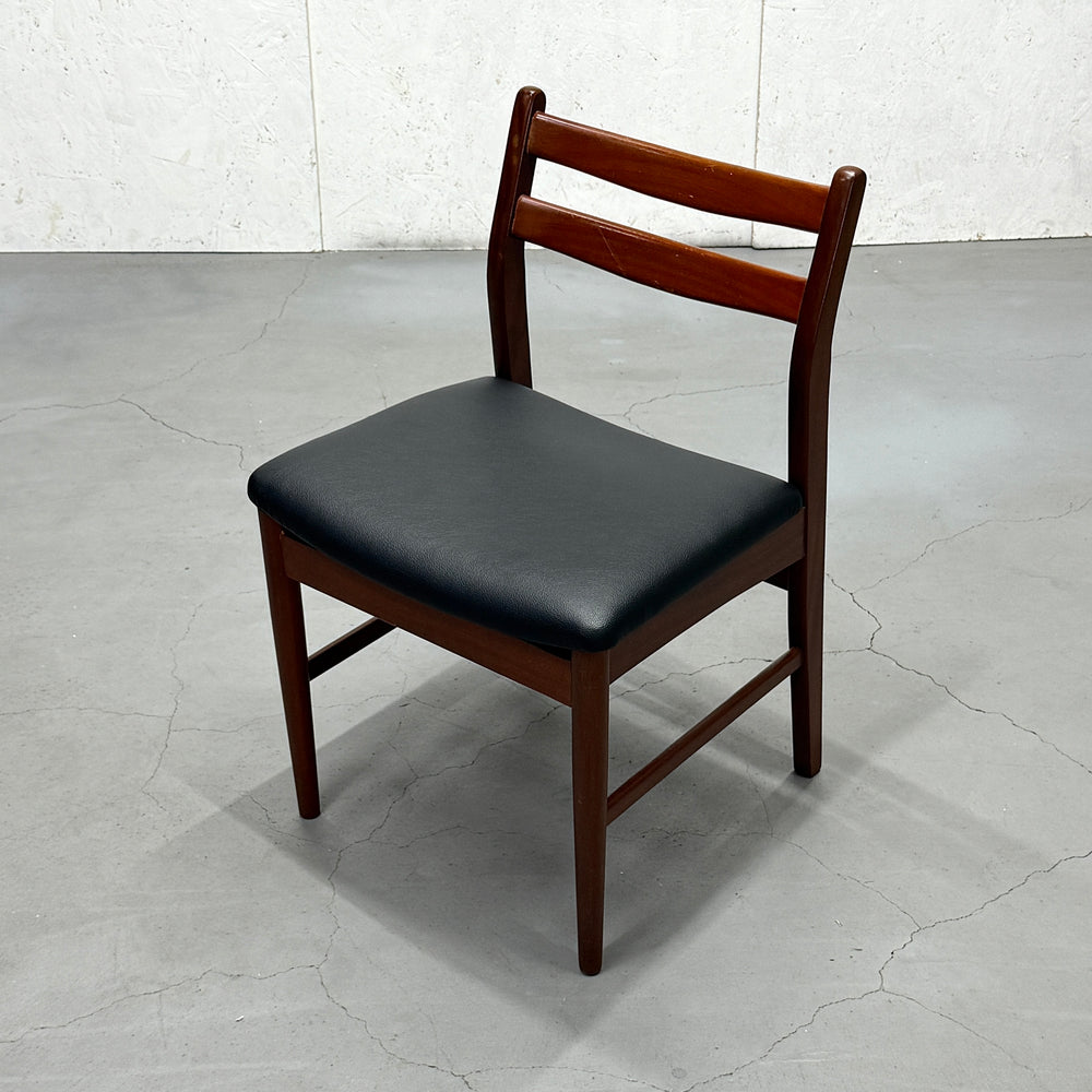 
                      
                        Jentique(ジェンティーク) / DINING CHAIR ダイニングチェア (301)
                      
                    