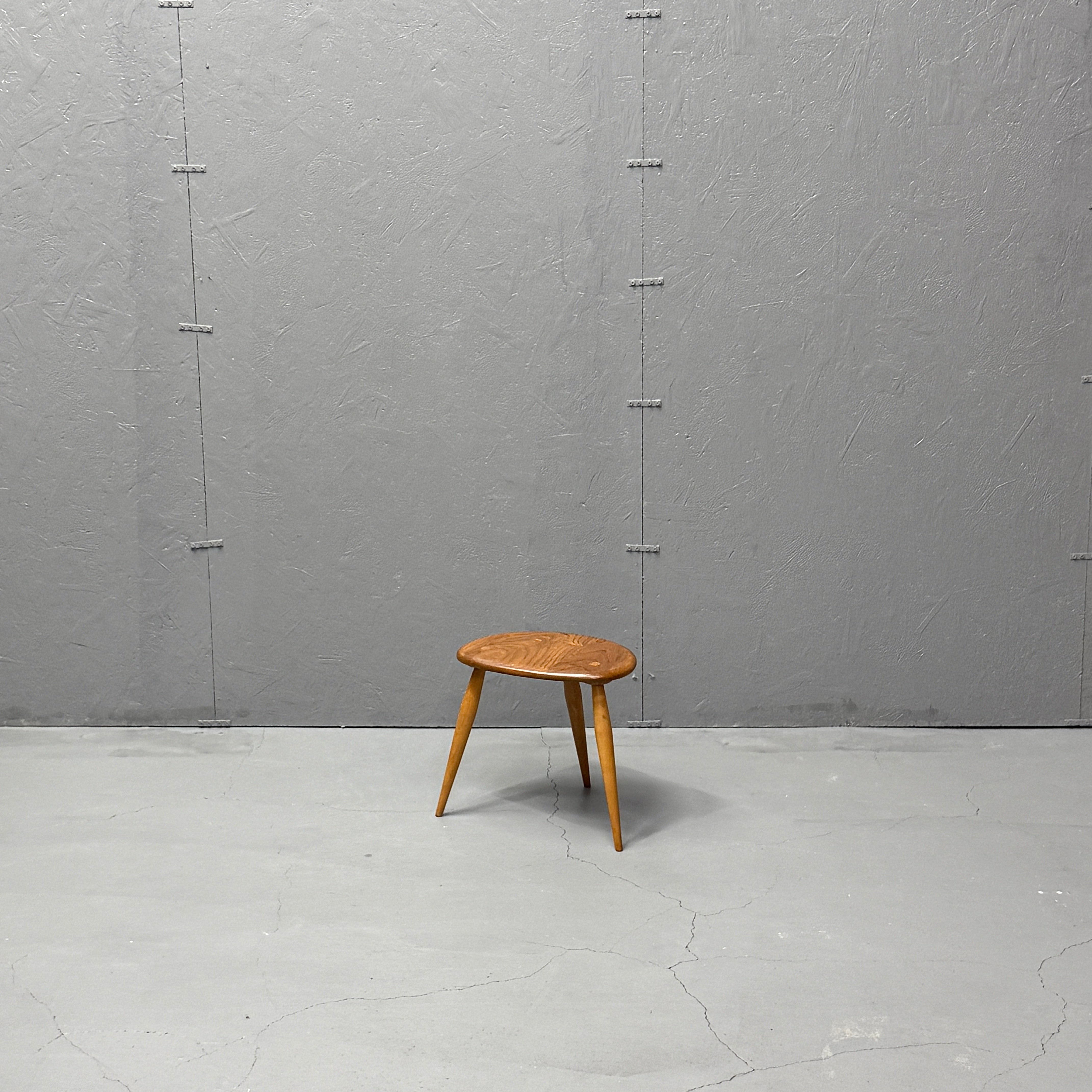 ERCOL(アーコール) ペブルテーブル (401) ERCOL(アーコール) ペブルテーブル (401)