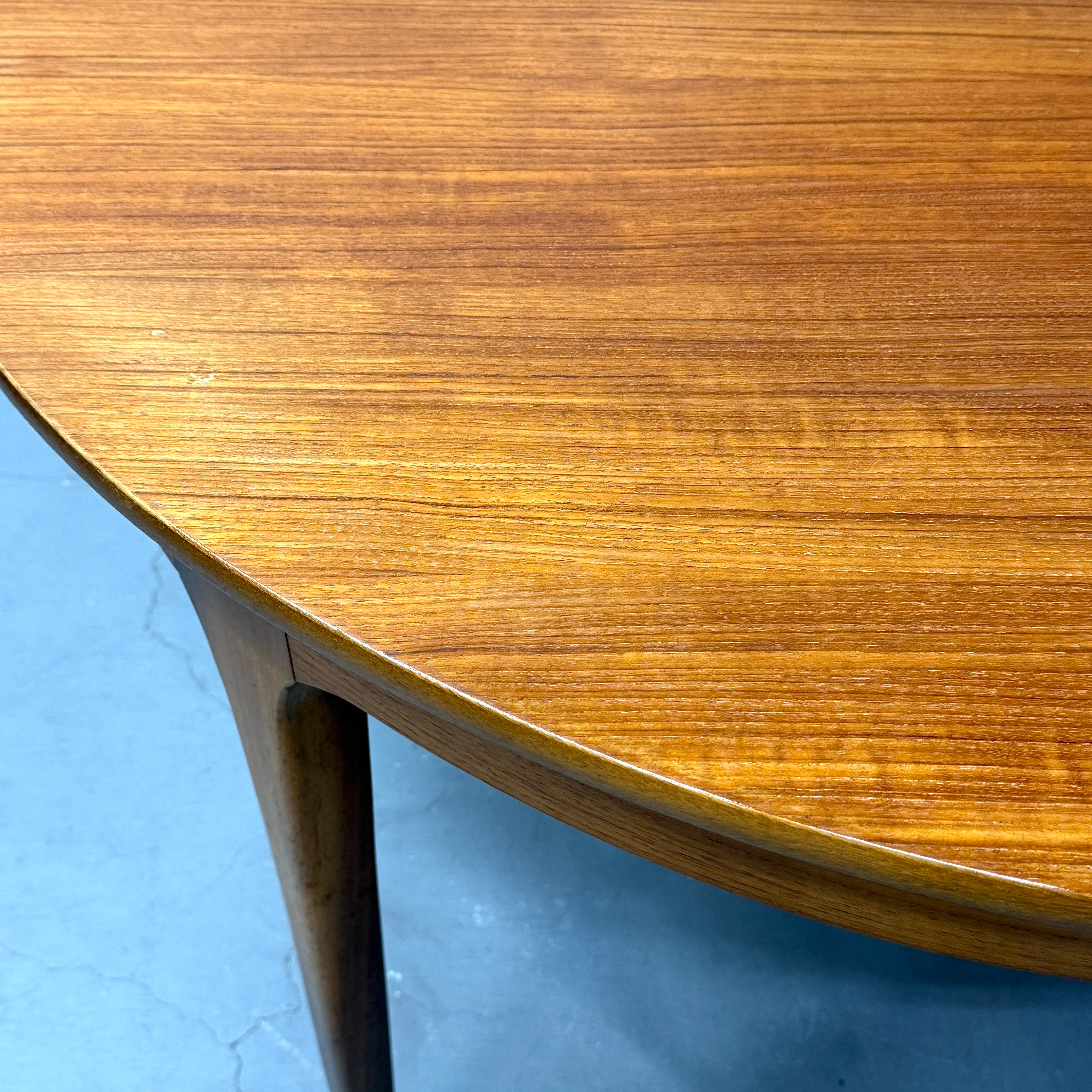 SUTCLIFFE OF TODMORDEN / Extension round table エクステンション