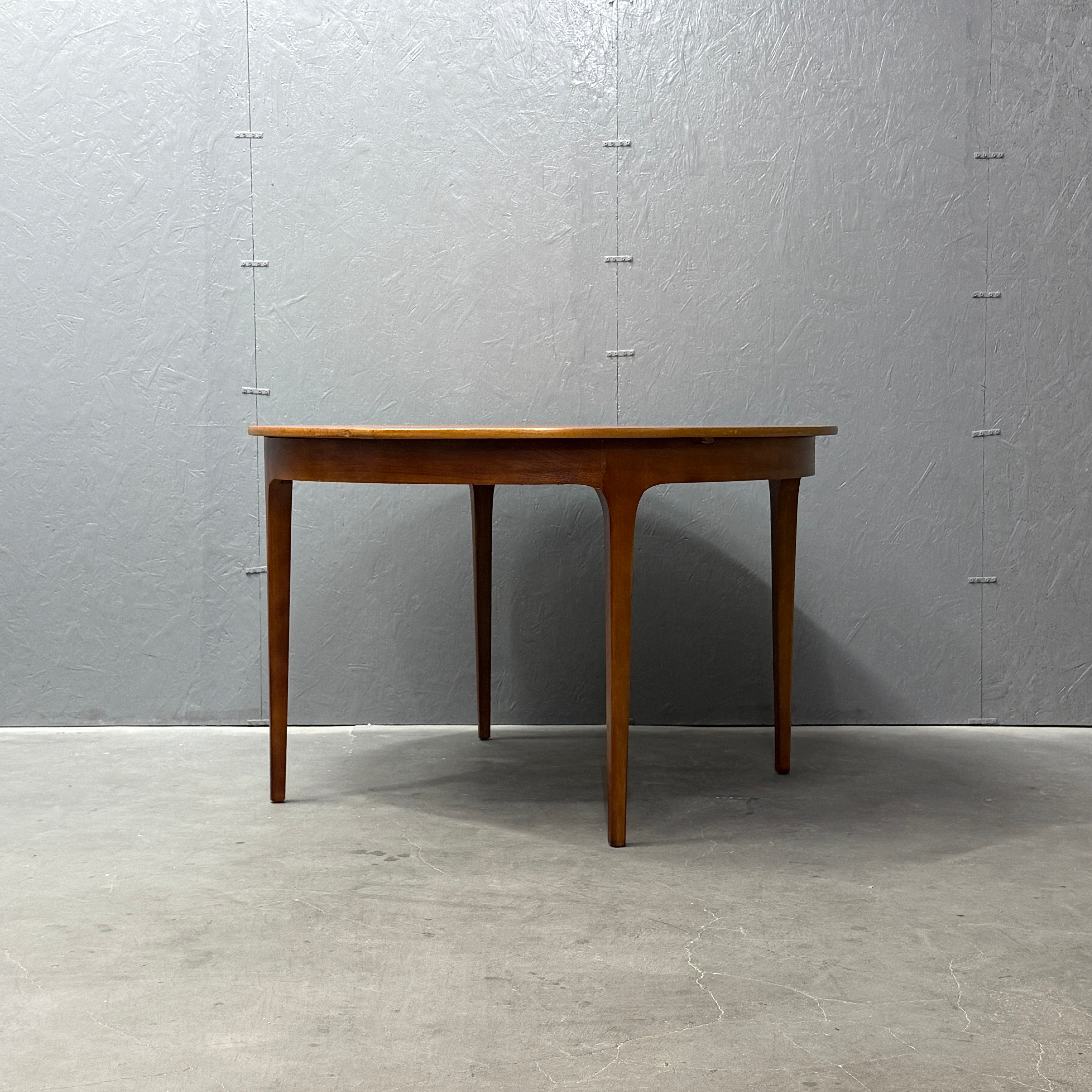 ダイニングテーブル – NONOR FURNITURE