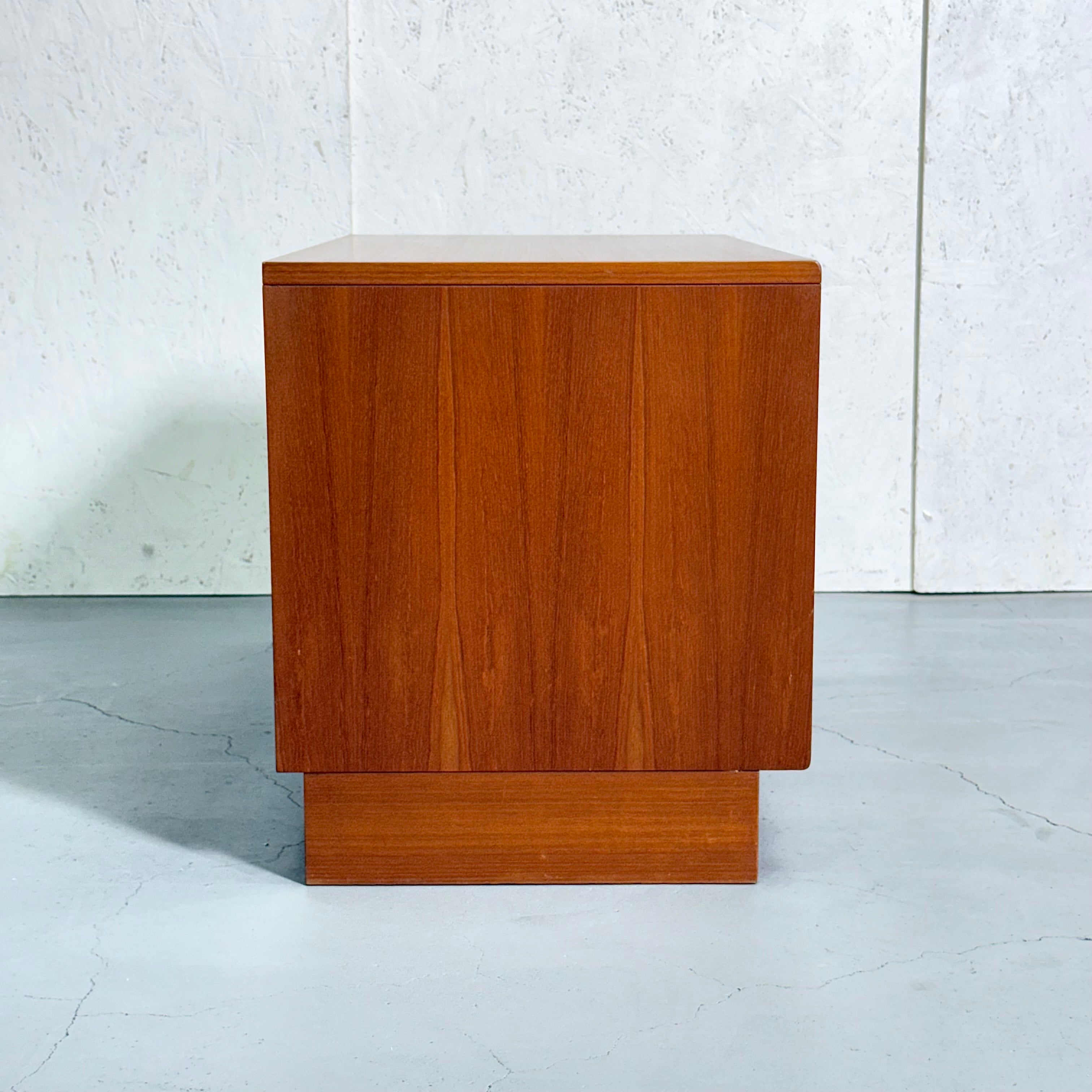 G-PLAN(ジープラン) / ベースユニット カップボード (301) 【公式通販】