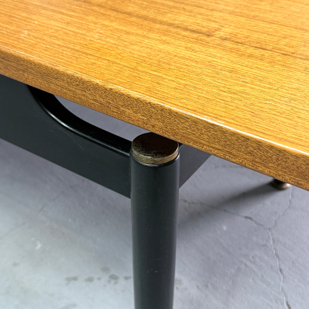 
                      
                        G-PLAN(ジープラン) / Tola & Black  Coffee table (501)
                      
                    