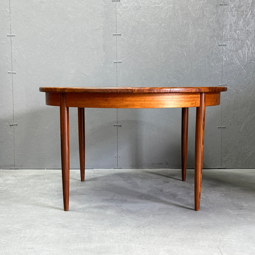 
                      
                        G-PLAN(ジープラン) / Fresco ROUND TABLE フレスコ ラウンドエクステンション ダイニングテーブル (404)
                      
                    
