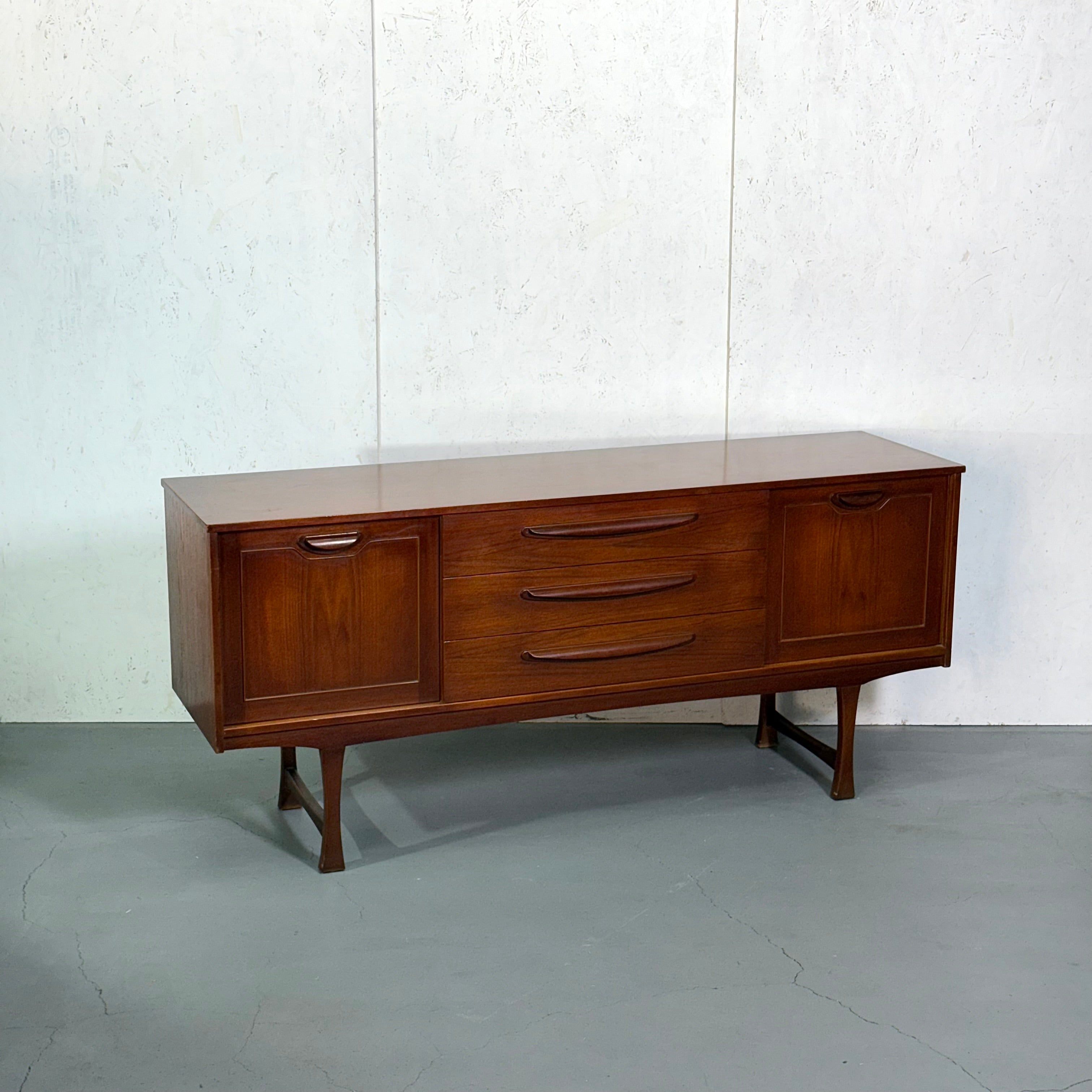 STONEHILL(ストーンヒル) / VINTAGE SIDEBOARD ヴィンテージ