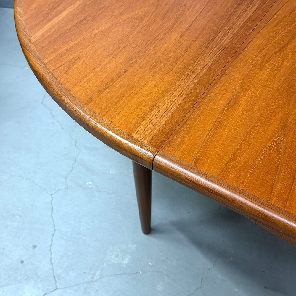 
                      
                        G-PLAN(ジープラン) / Fresco ROUND TABLE フレスコ ラウンドエクステンション ダイニングテーブル (503)
                      
                    