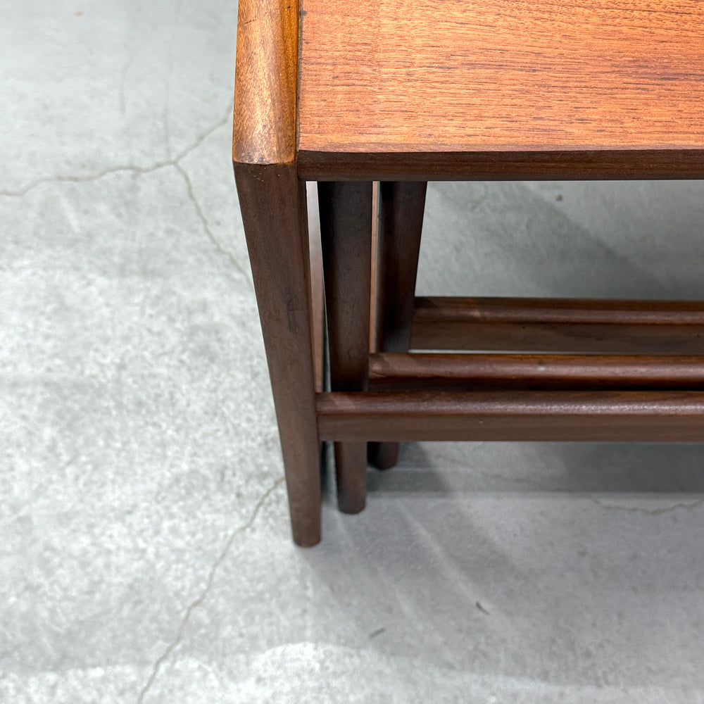 
                      
                        G-PLAN(ジープラン) / QUADRILLE NEST TABLE クアドリル ネストテーブル (401)
                      
                    