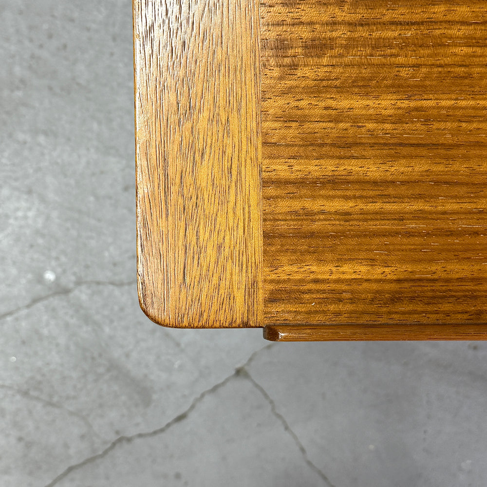 
                      
                        G-PLAN(ジープラン) / Tola & Black  Coffee table (501)
                      
                    