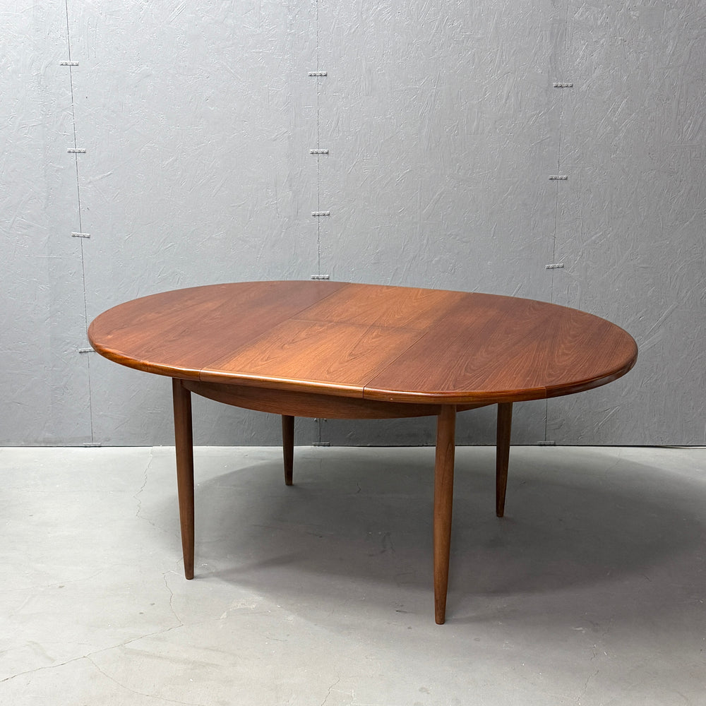 
                      
                        G-PLAN(ジープラン) / Fresco ROUND TABLE フレスコ ラウンドエクステンション ダイニングテーブル (506)
                      
                    