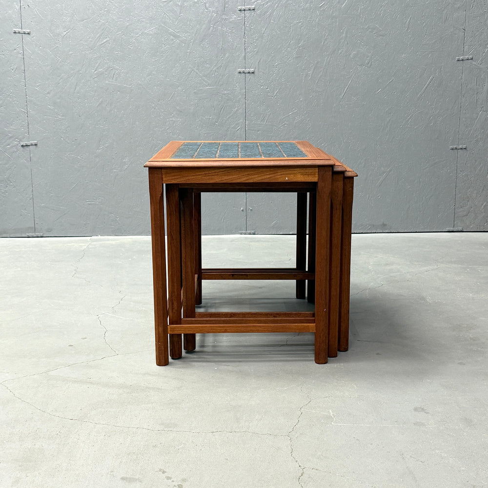 
                      
                        MOBELFABRIKKEN TOFTEN(モーベルファブリッケン・トフテン) / Tiletop nest table タイルトップ テストテーブル (502)
                      
                    