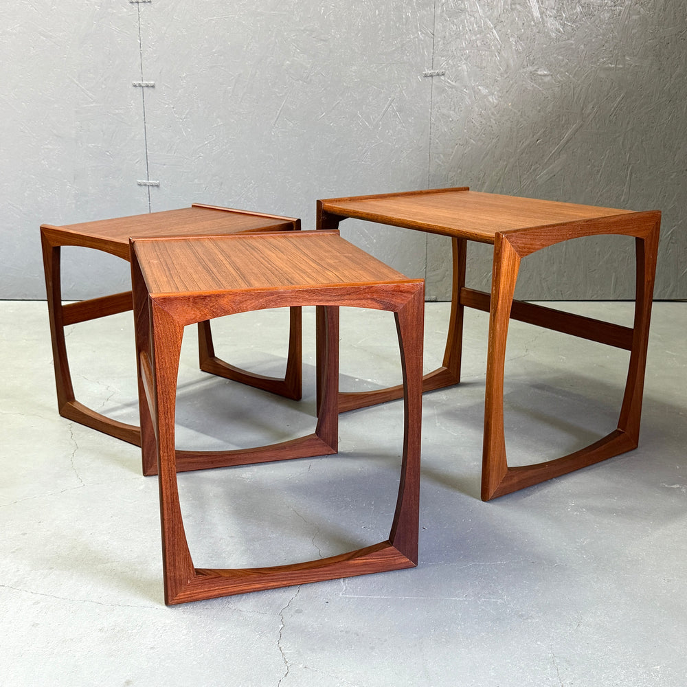 
                      
                        G-PLAN(ジープラン) / QUADRILLE NEST TABLE クアドリル ネストテーブル (2)
                      
                    
