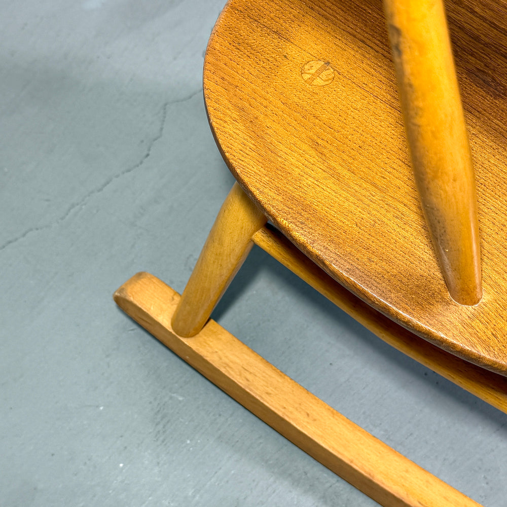 
                      
                        ERCOL(アーコール) COWHORN ROCKING CHAIR / カウホーン ロッキングチェア (301)
                      
                    