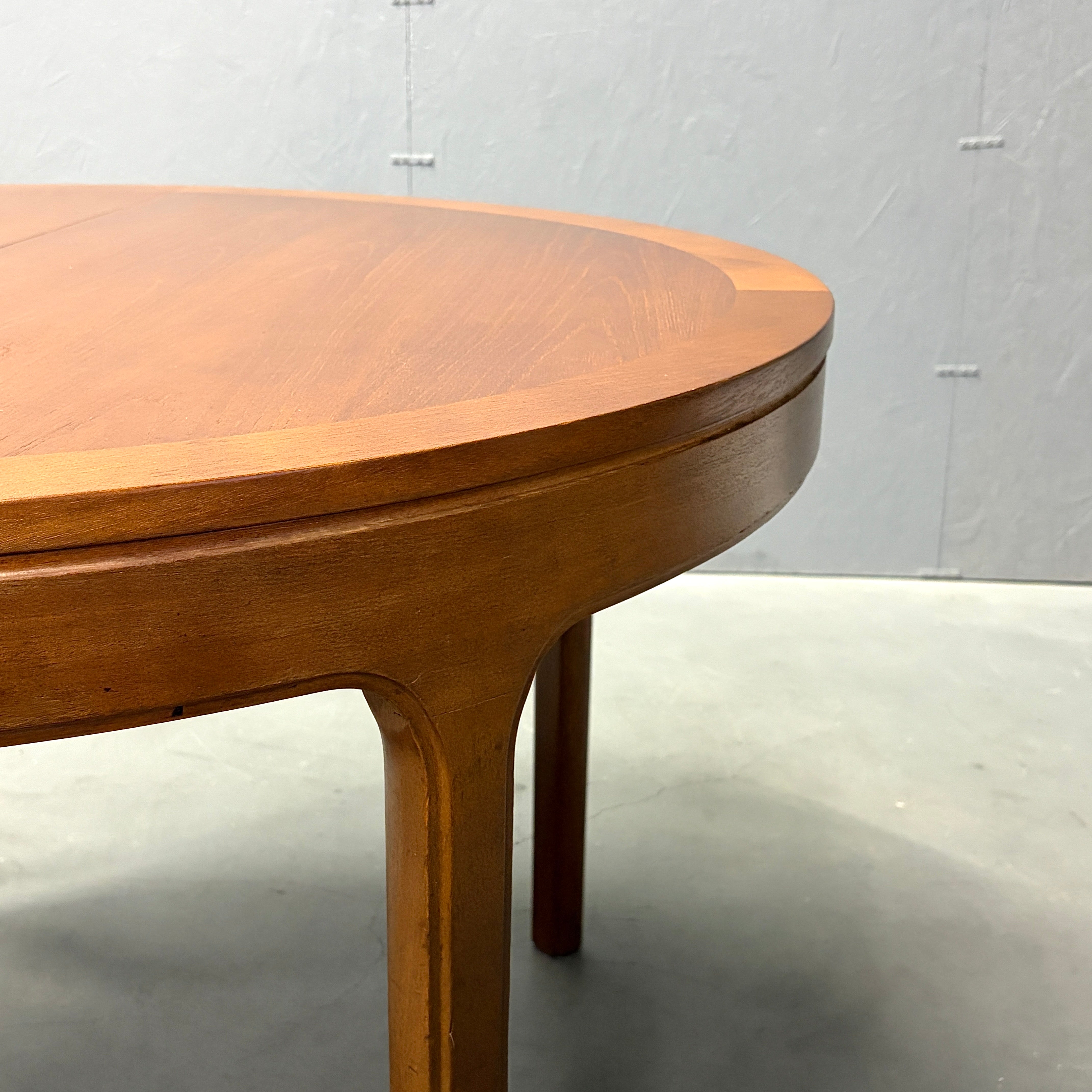 Nathan(ネイサン) / EXTENSION ROUND TABLE エクステンション ラウンド