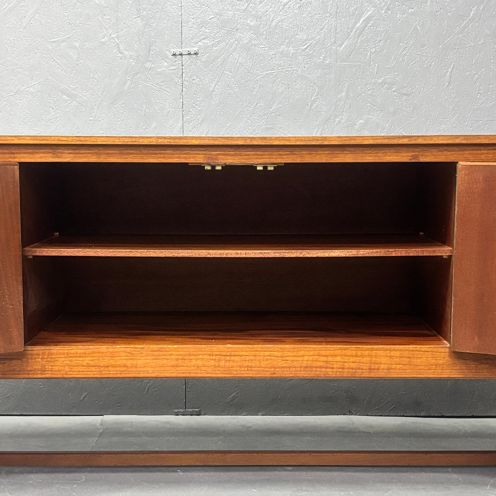 
                      
                        Stonehill(ストーンヒル) / Vintage Sideboard (401)
                      
                    