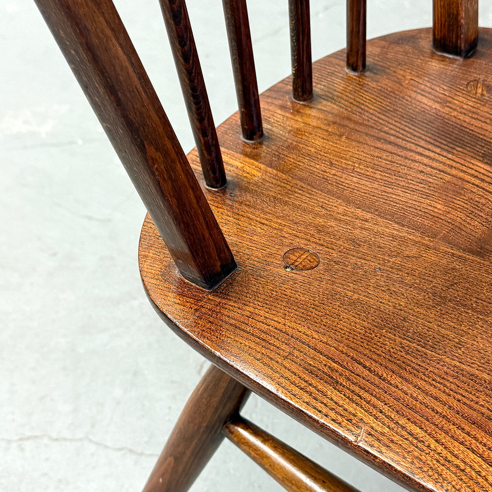 
                      
                        ERCOL(アーコール) / HOOP BACK CHAIR 4本 フープバックチェア (404)
                      
                    