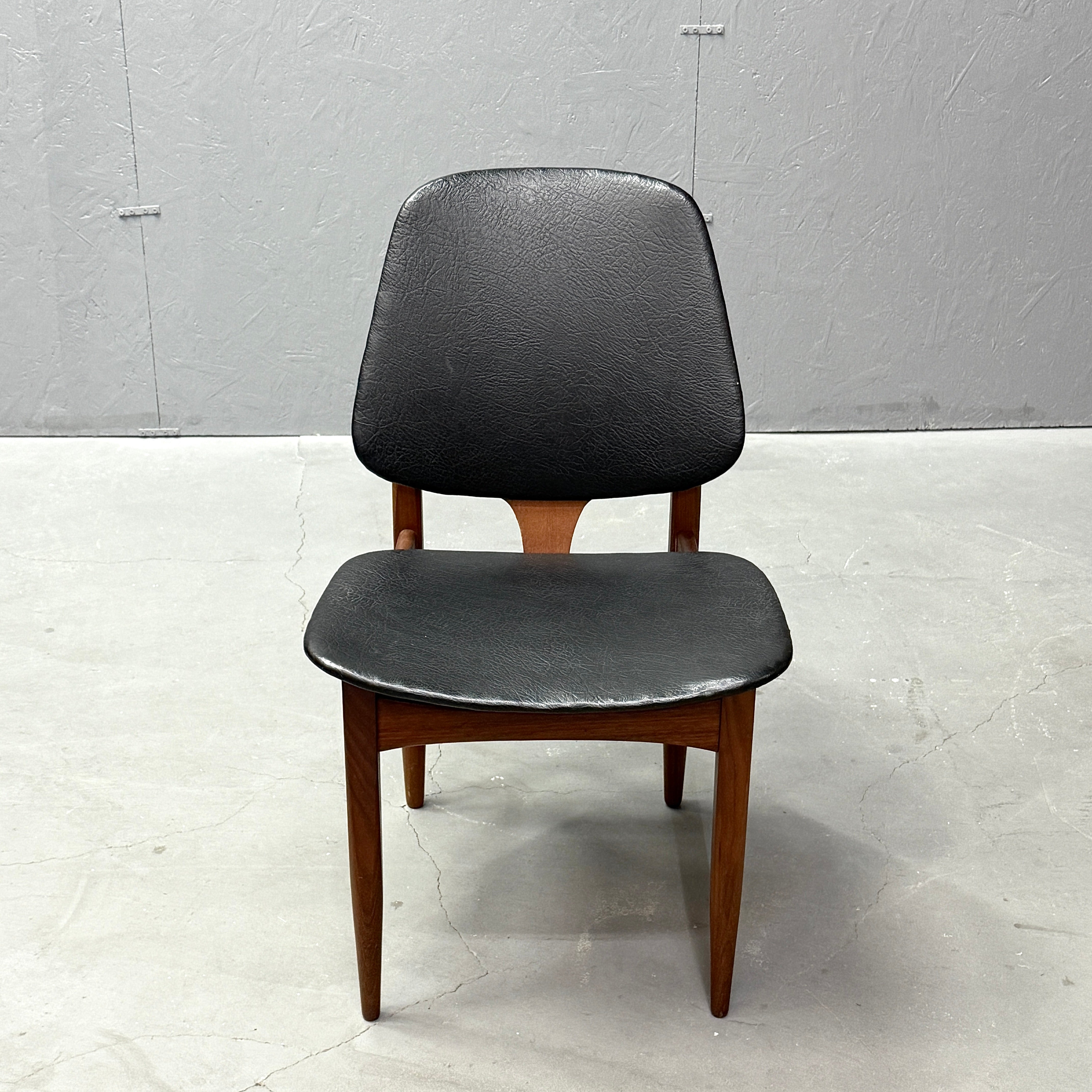 ELLIOTS OF NEWBURY イギリス 椅子 Elliots of Newbury(EON) / VINTAGE CHAIR ヴィンテージチェア (504