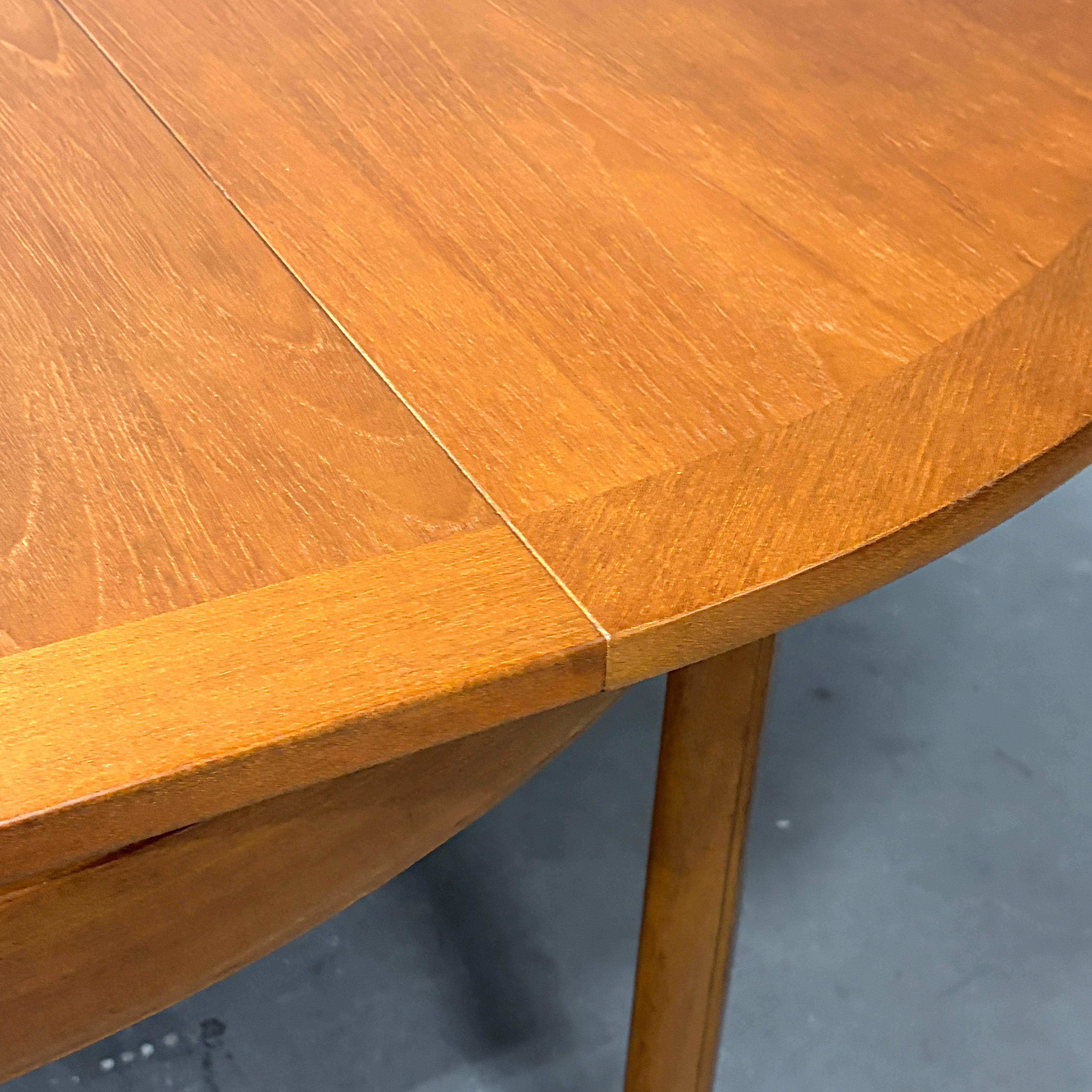 Nathan(ネイサン) / EXTENSION ROUND TABLE エクステンション ラウンド